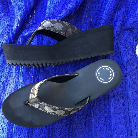 SOLD Coach Jen Platform Sandals/ Flip Flop- Smoke Coal- Size 9- Coach Logo - Picture 3 of 10